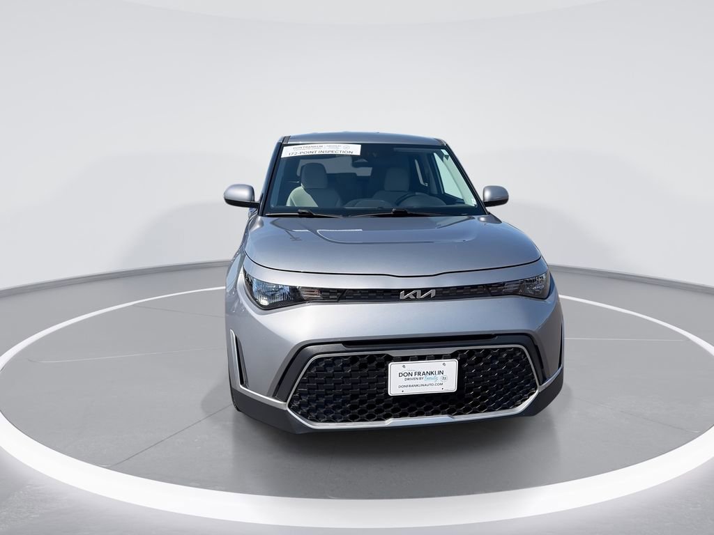 Used 2025 Kia Soul LX w/ LX Technology Package FWD image 3