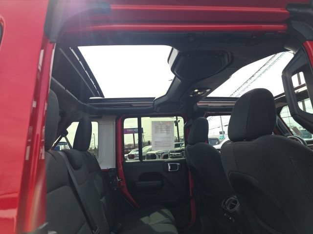 Used 2023 Jeep Wrangler Unlimited Sport w/ Sun And Sound Package AWD/4WD image 48