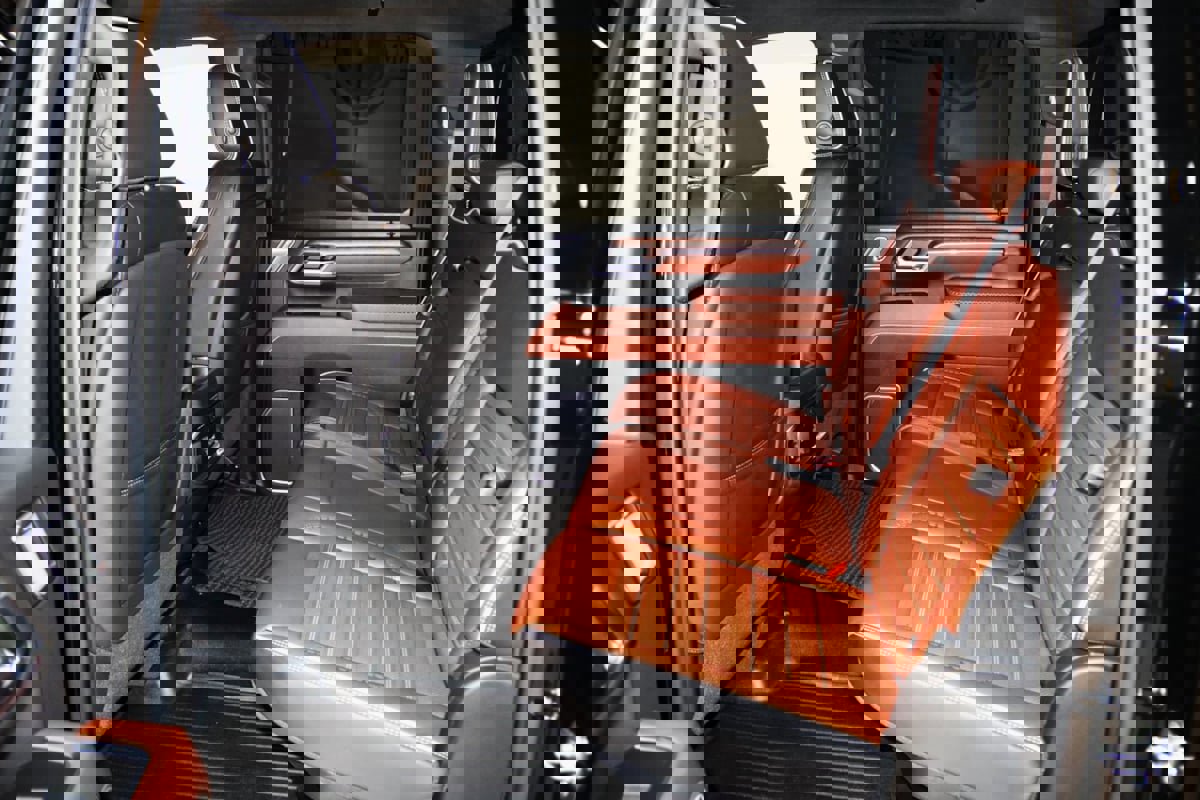 Used 2024 GMC Sierra 3500 Denali Ultimate image 74