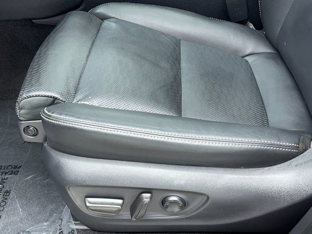 Used 2024 Toyota Land Cruiser image 34