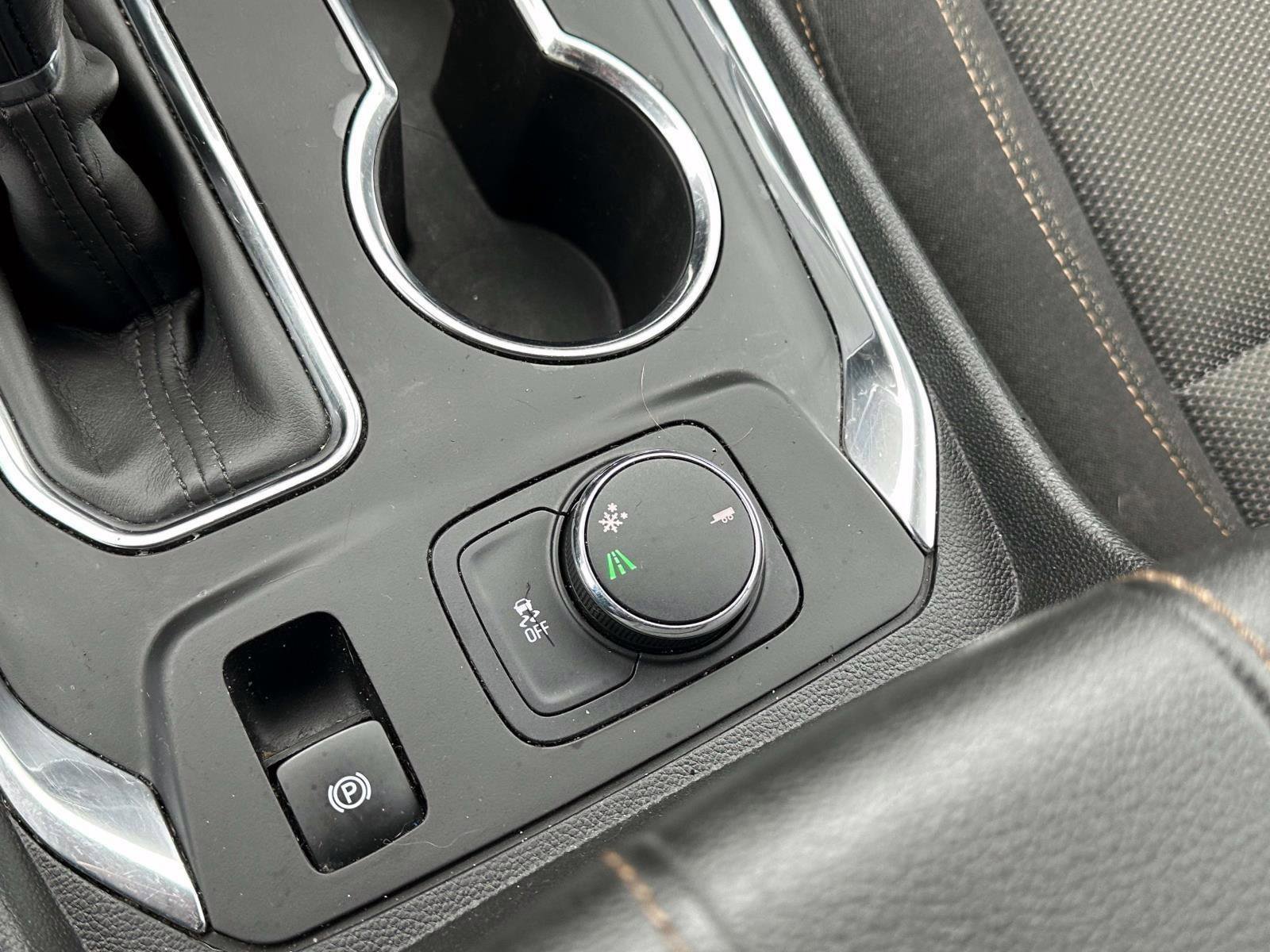 Used 2019 Chevrolet Traverse LT image 26