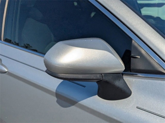 Used 2022 Toyota Camry LE image 11