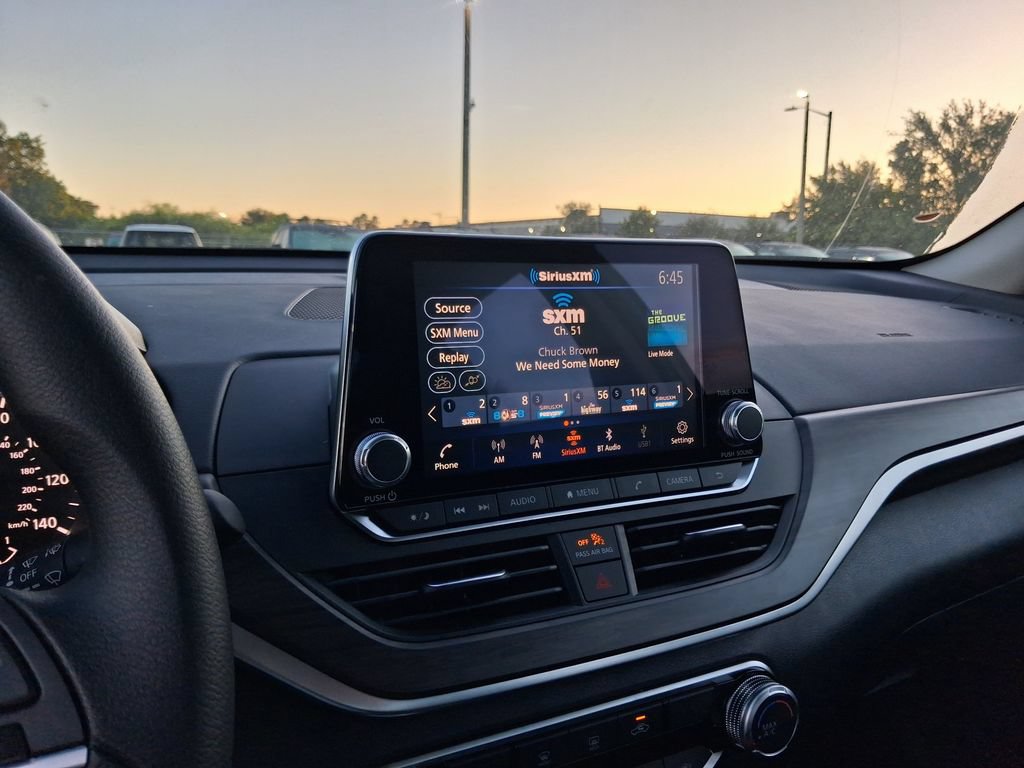 New 2026 Nissan Altima 2.5 SV FWD image 8