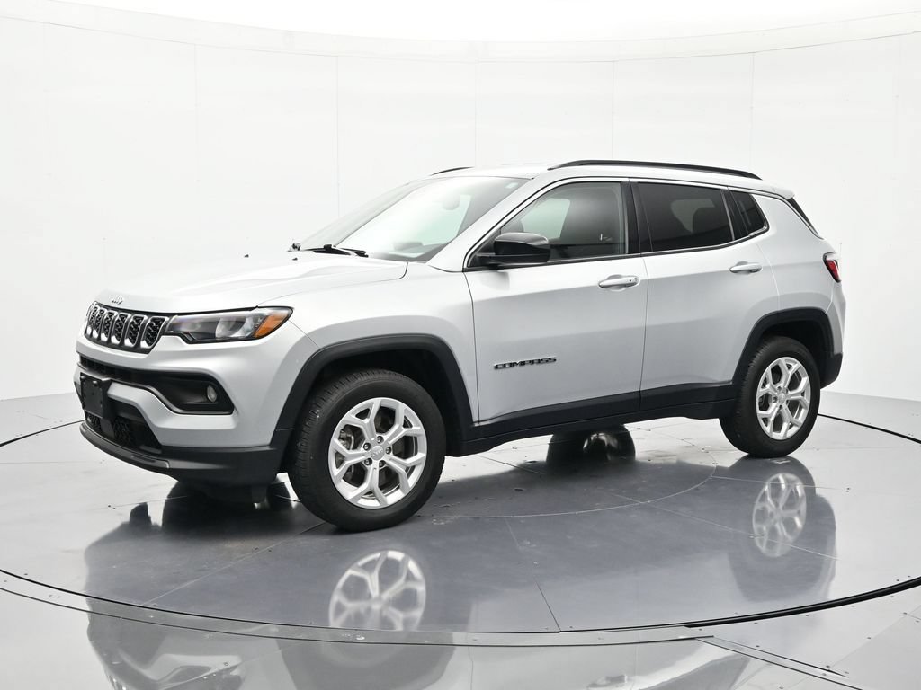 Used 2024 Jeep Compass Latitude