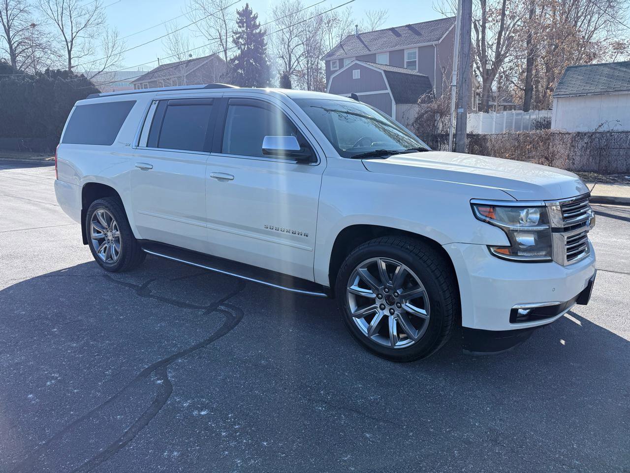 Used 2015 Chevrolet Suburban LTZ image 7
