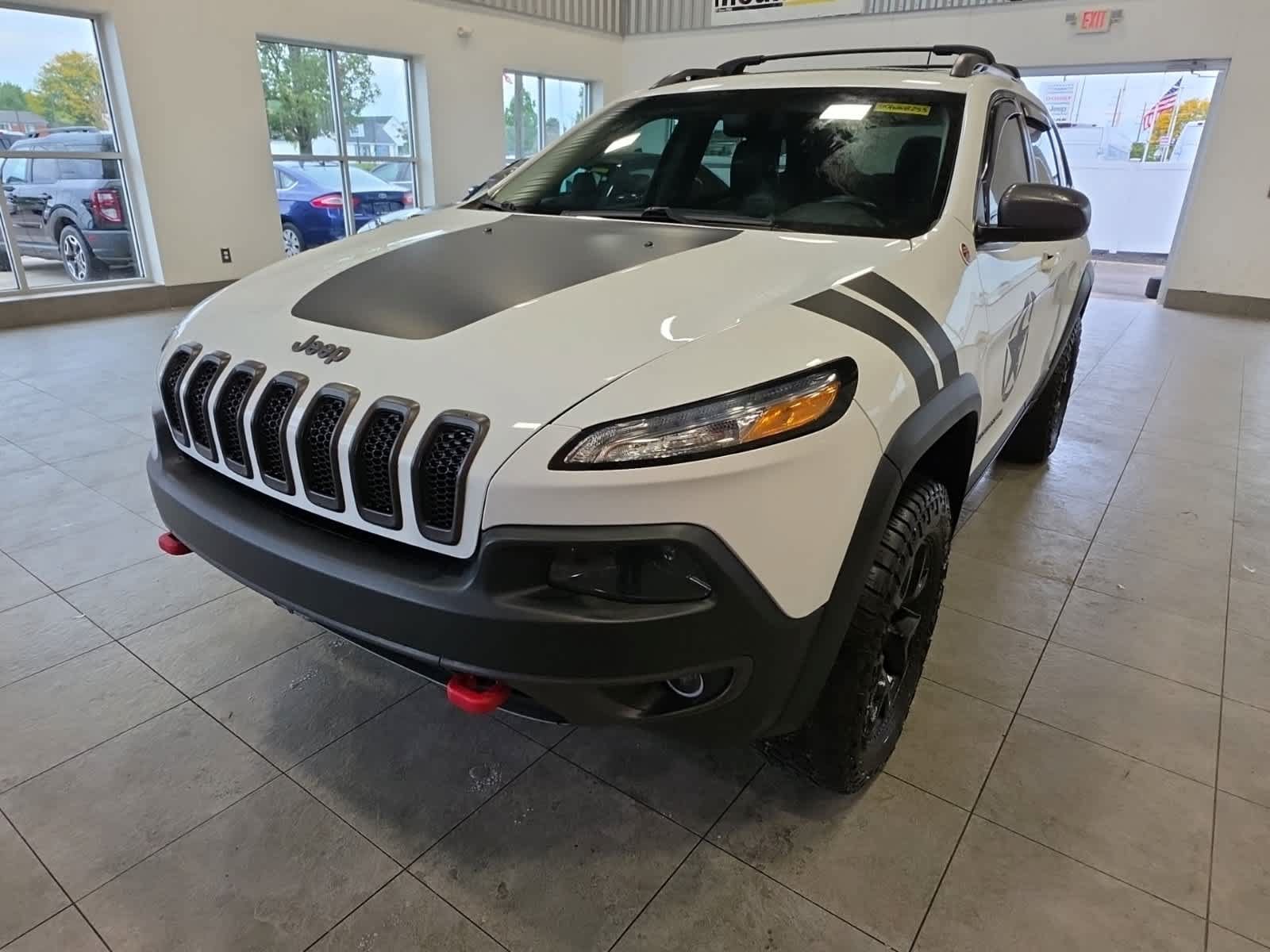 Used 2017 Jeep Cherokee Trailhawk w/ Comfort & Convenience Group