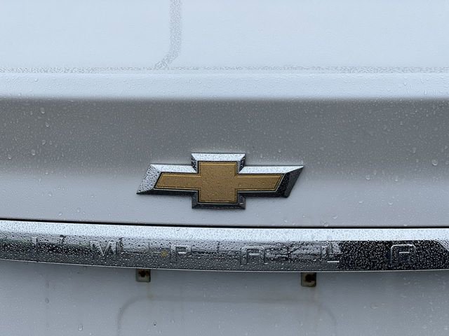 Used 2017 Chevrolet Impala Premier w/ Enhanced Convenience Package image 11