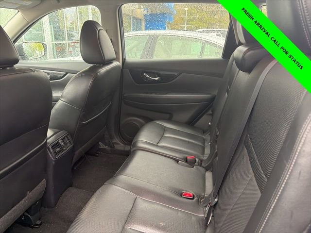 Used 2018 Nissan Rogue SL AWD/4WD image 16