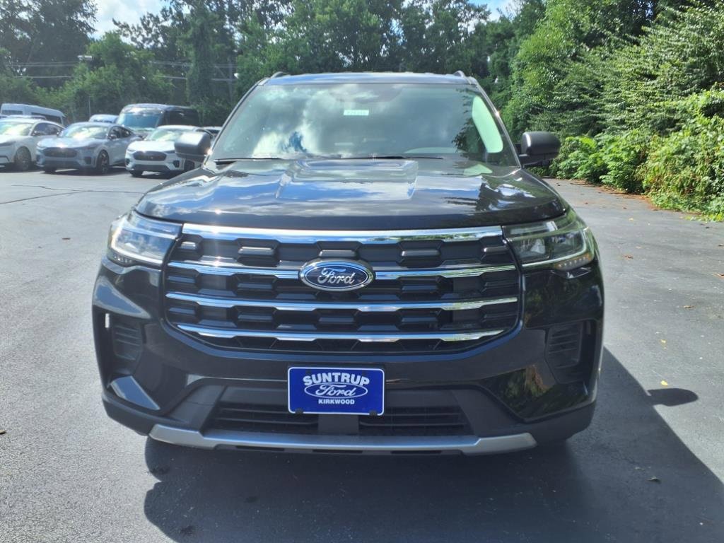 New 2025 Ford Explorer Active image 21