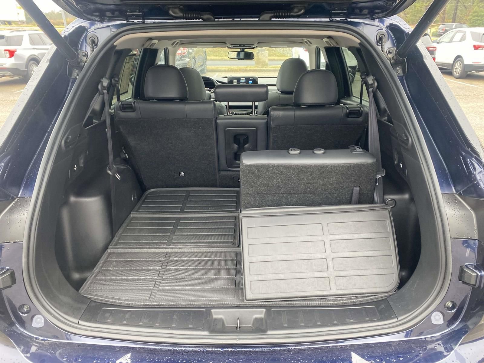 Used 2022 Mitsubishi Outlander SE image 10