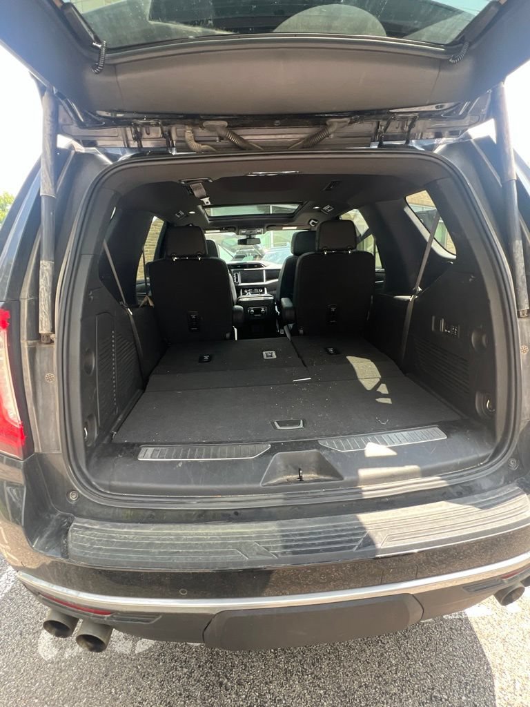 Used 2022 GMC Yukon Denali AWD/4WD image 5