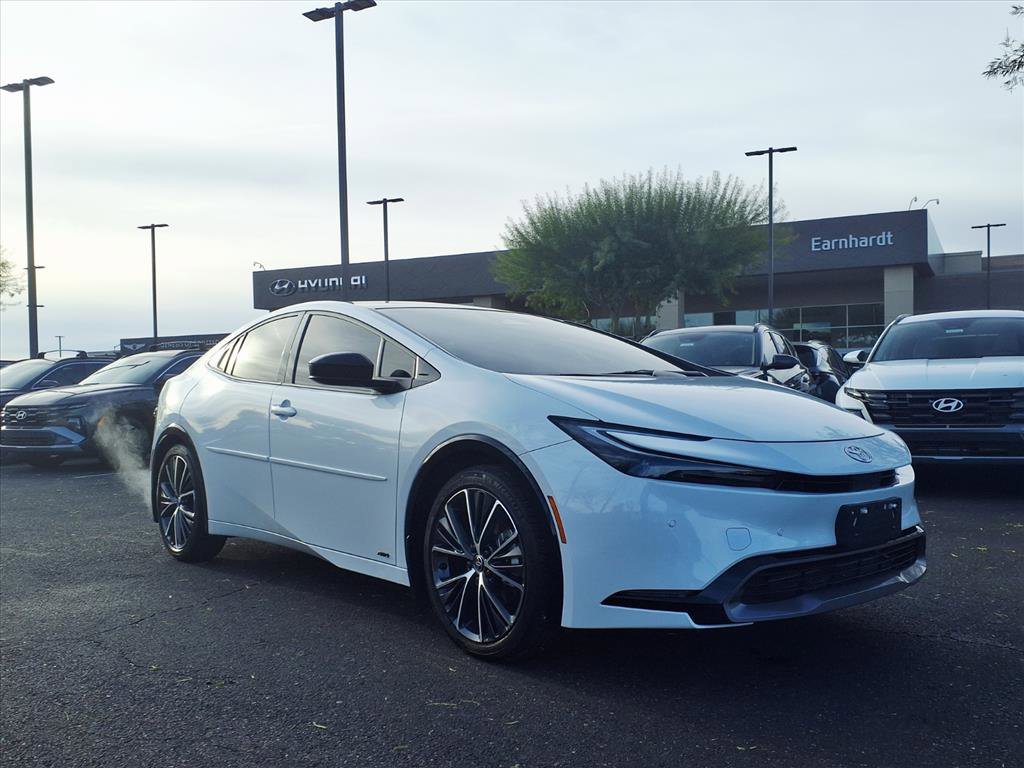 Used 2023 Toyota Prius AWD image 8