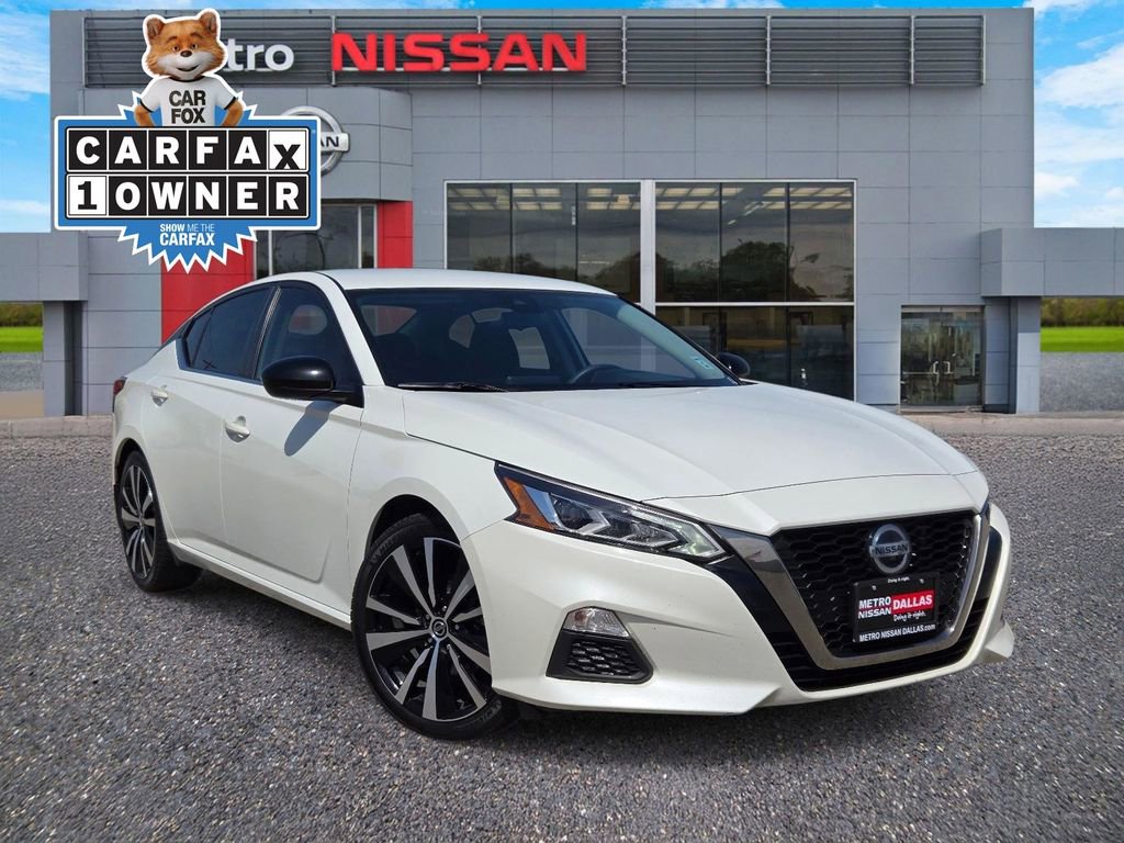 Used 2022 Nissan Altima 2.5 SR FWD image 1