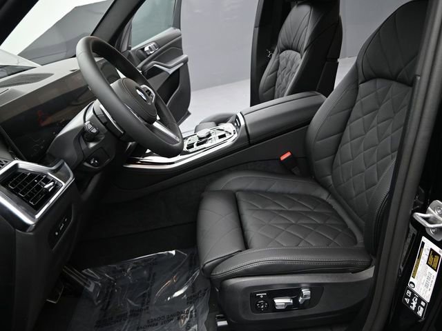 New 2026 BMW X5 xDrive40i w/ M Sport Package image 16