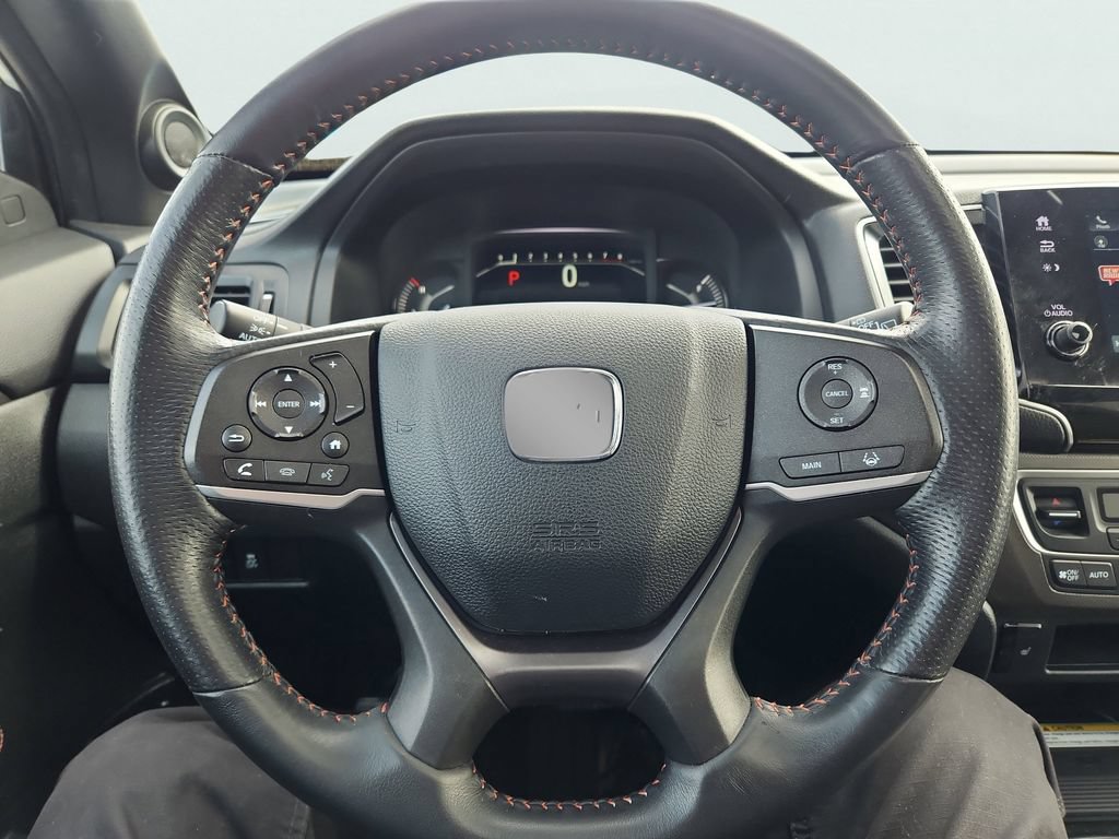 Certified 2023 Honda Passport TrailSport image 32