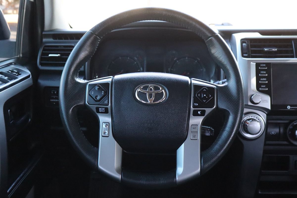 Used 2022 Toyota 4Runner SR5 Premium image 18