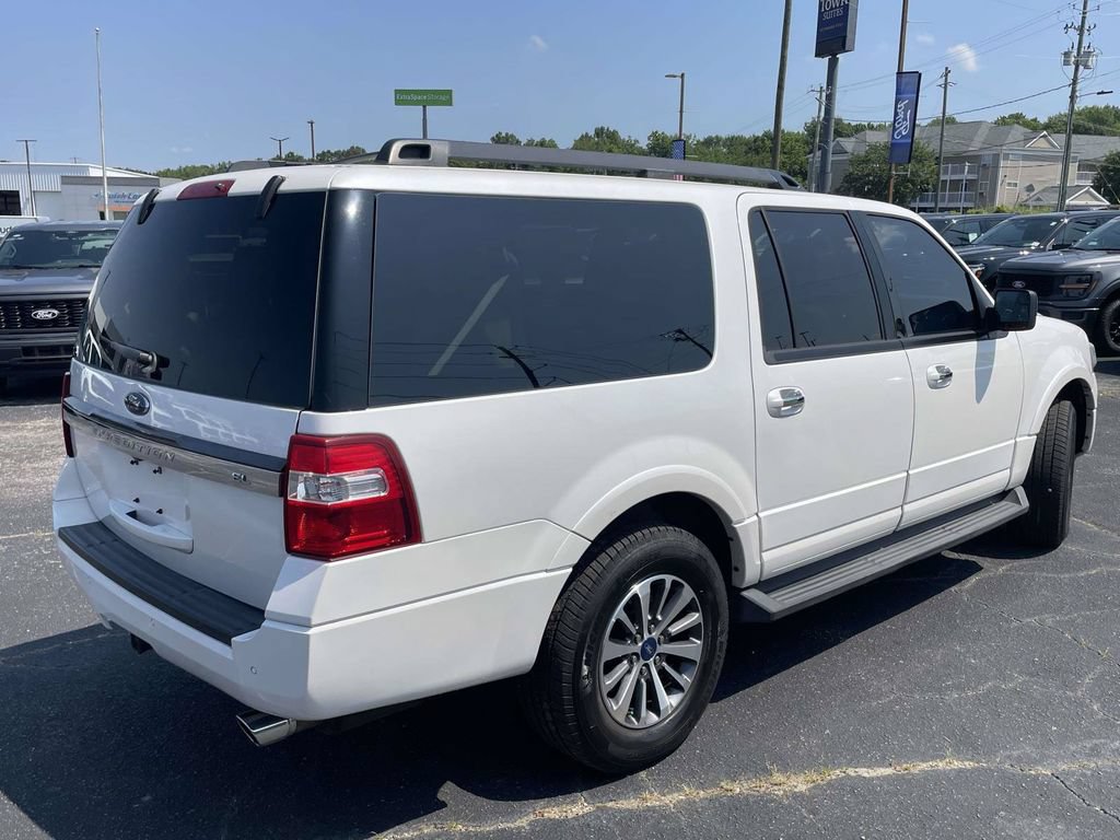 Used 2017 Ford Expedition EL XLT w/ Equipment Group 202A RWD image 3