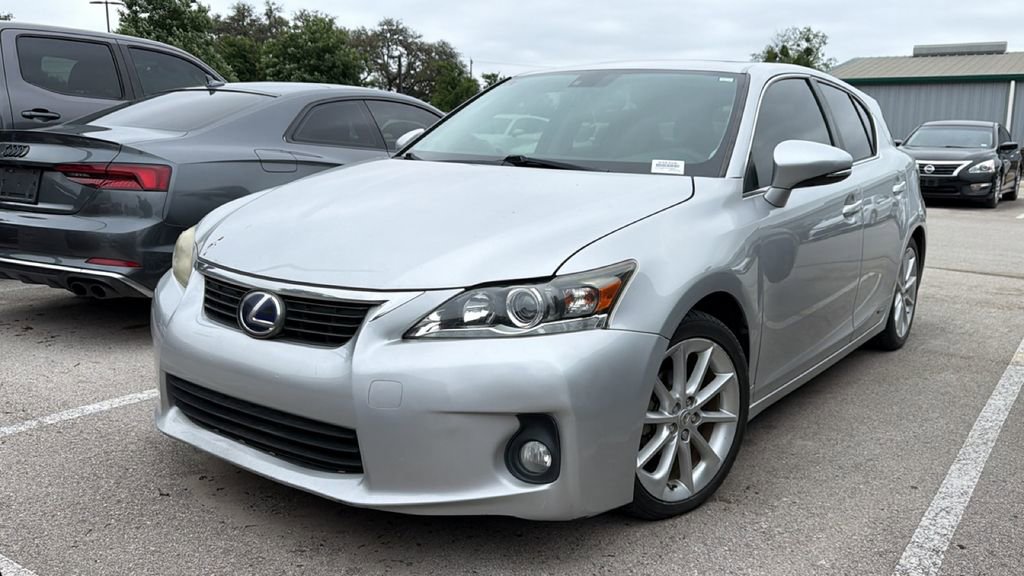 Used 2011 Lexus CT 200h Premium w/ Leather Pkg FWD image 10