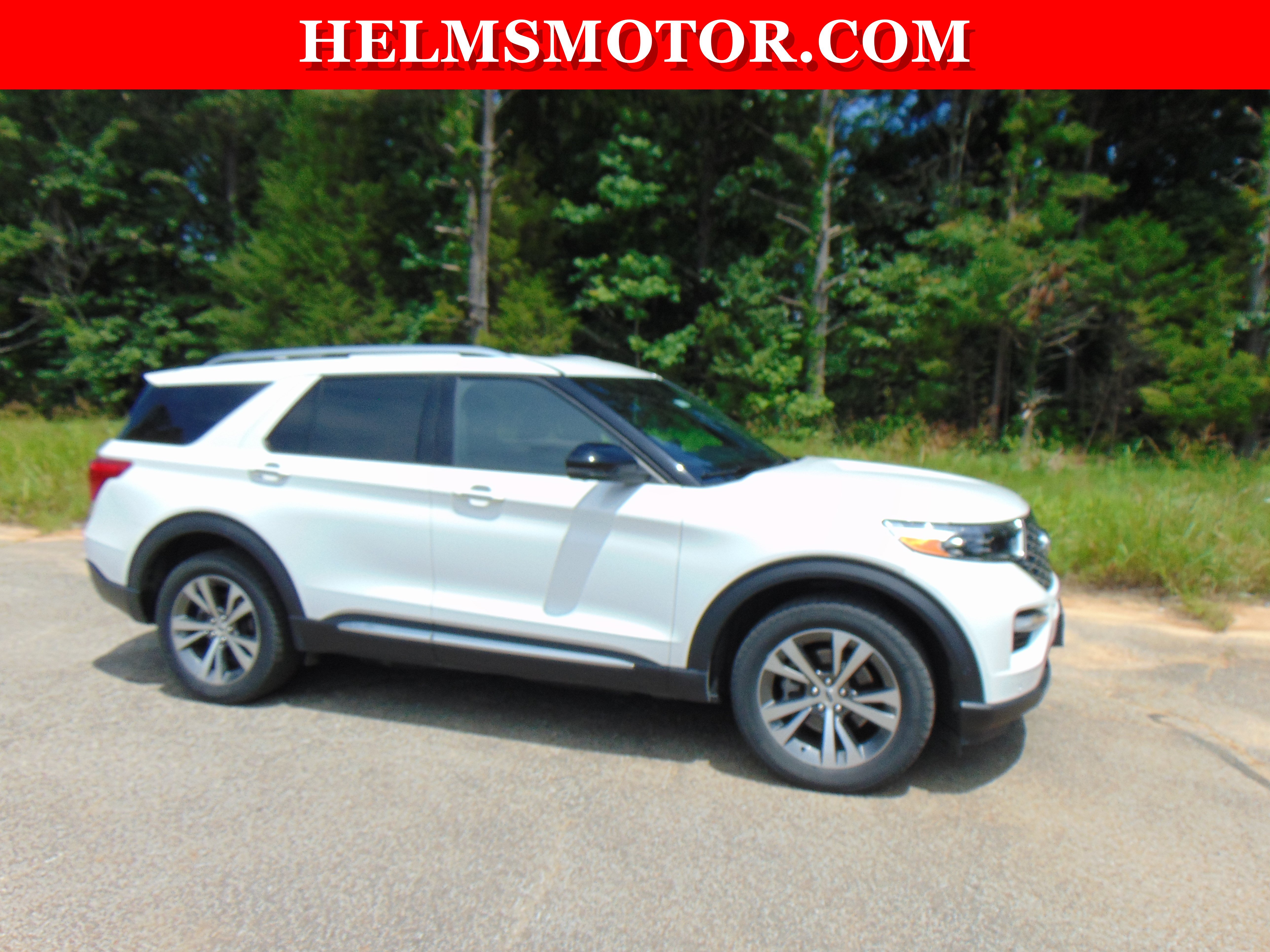 Used 2020 Ford Explorer Platinum w/ Premium Technology Package AWD/4WD image 13
