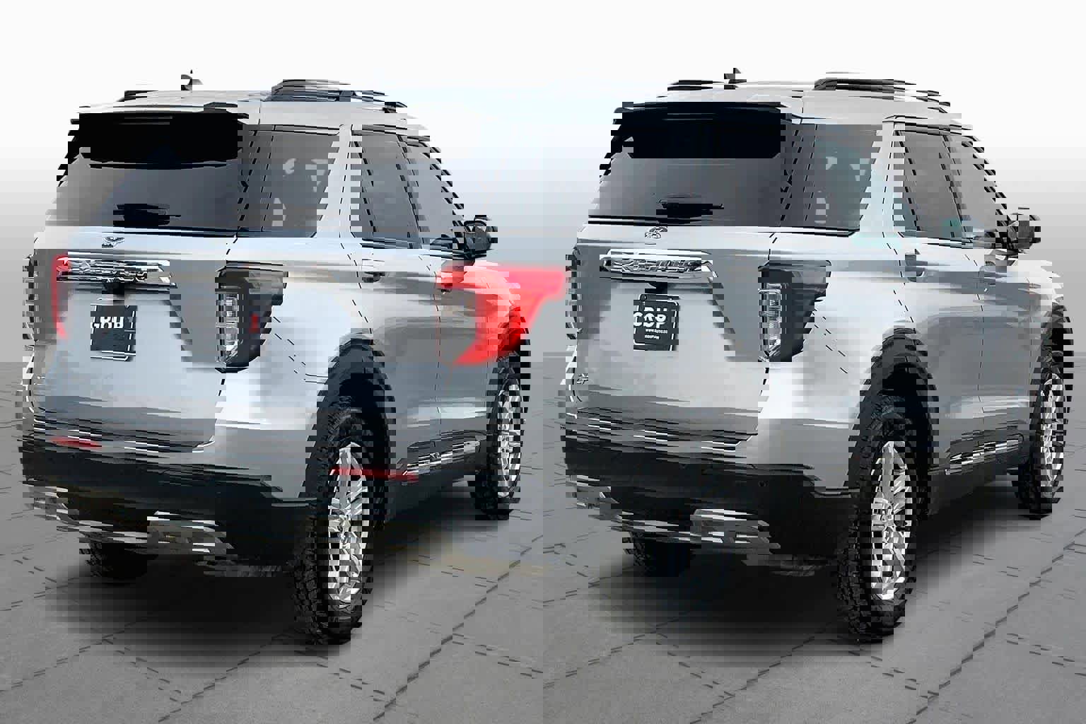 Used 2024 Ford Explorer XLT w/ Equipment Group 202A image 13