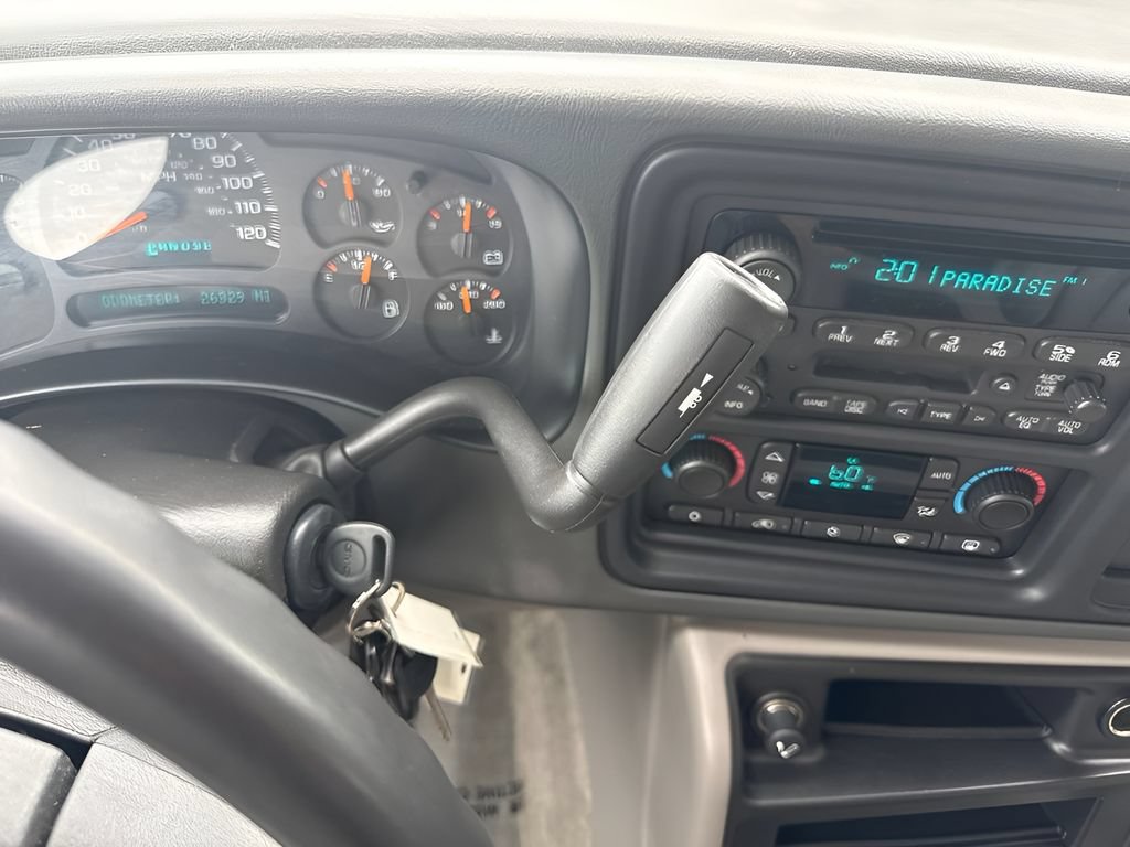 Used 2005 GMC Yukon XL SLT w/ SLT Preferred Equipment Group RWD image 18