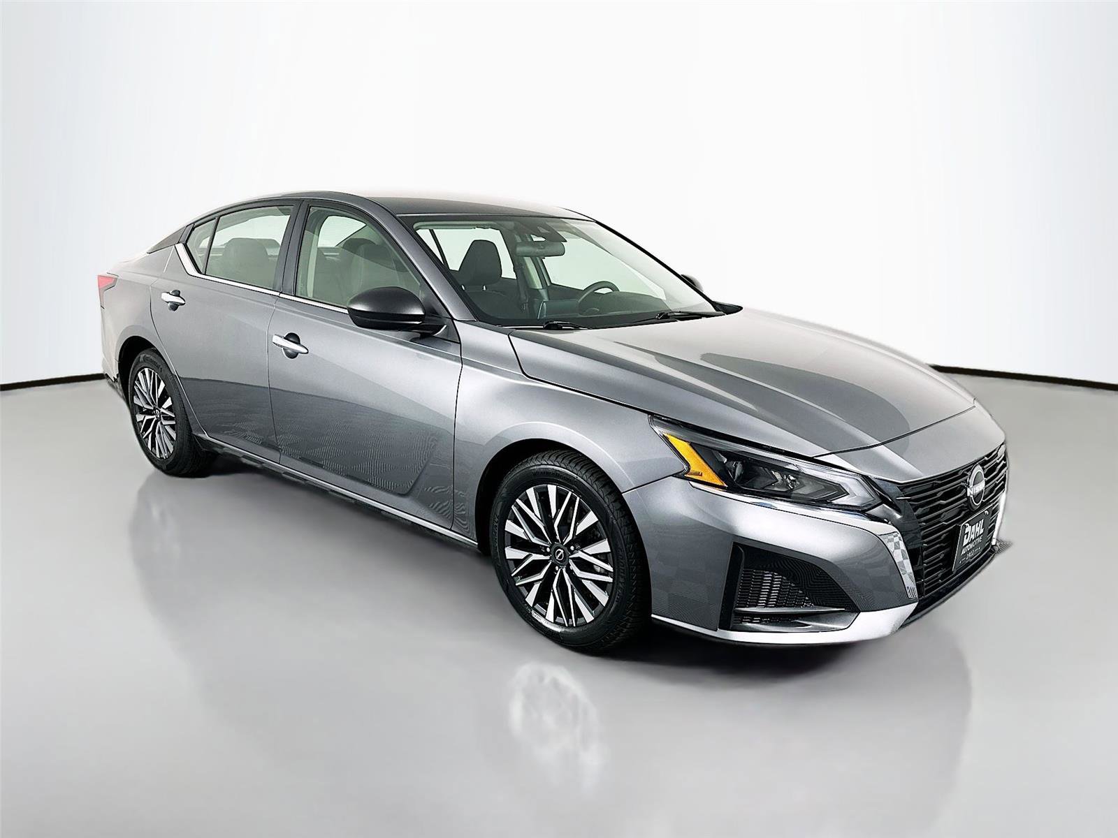 Used 2024 Nissan Altima 2.5 SV