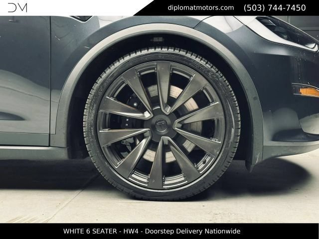 Used 2025 Tesla Model X AWD/4WD image 41