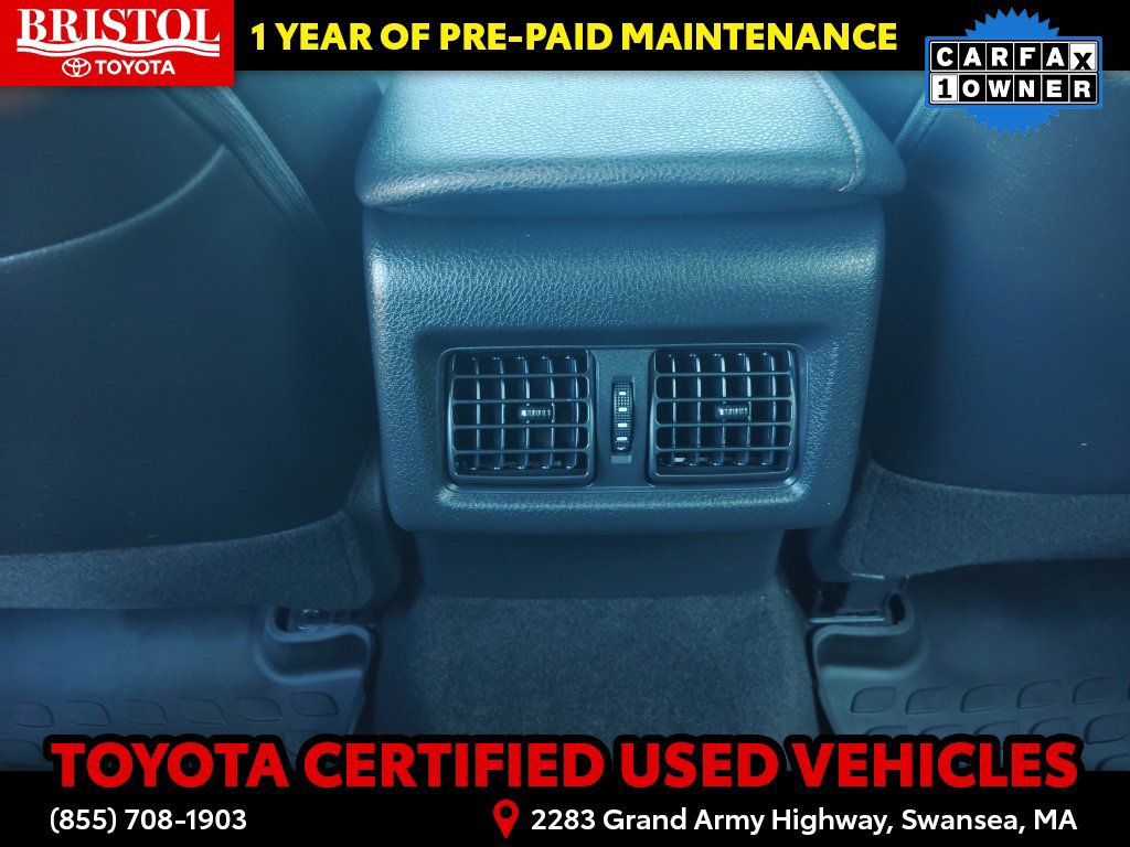 Certified 2019 Toyota Camry XLE FWD image 21