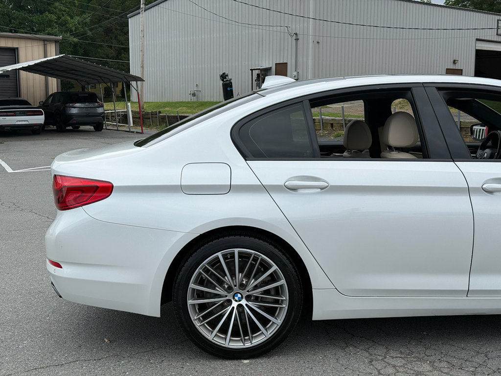 Used 2020 BMW 540i xDrive AWD/4WD image 7