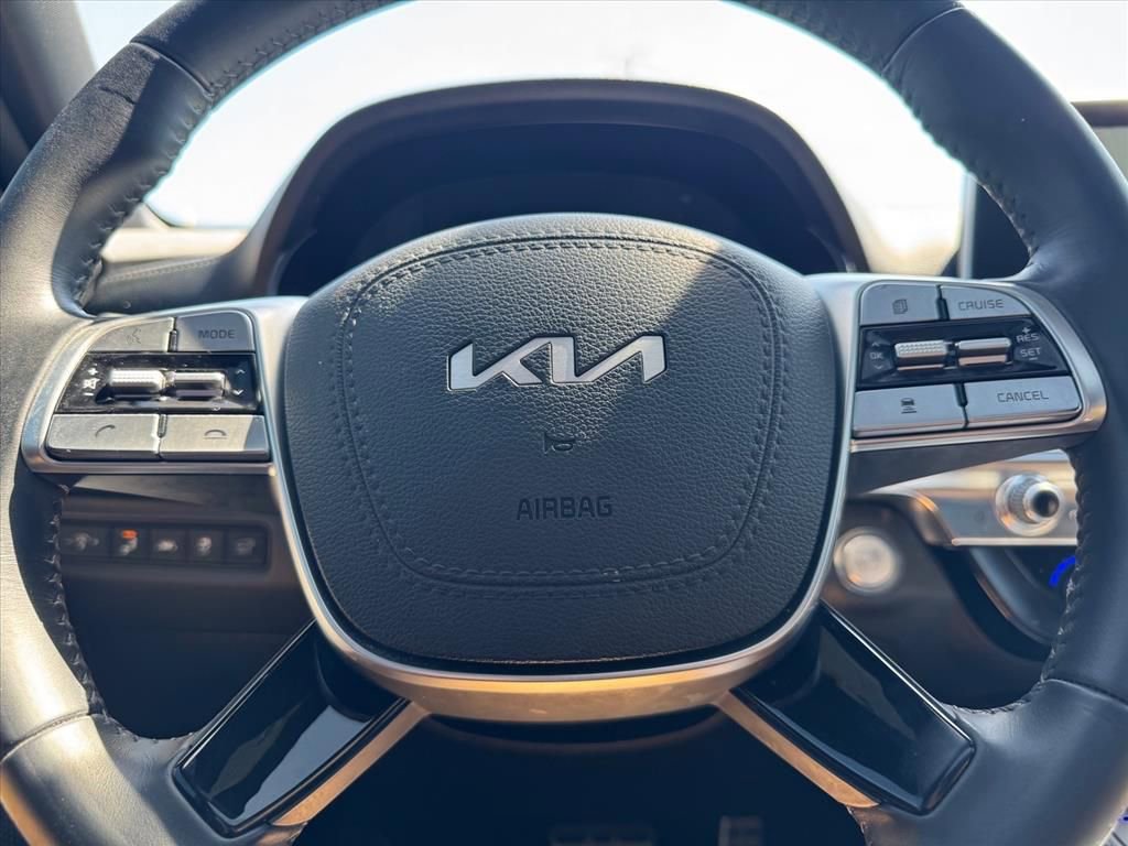 Certified 2022 Kia Telluride SX w/ Towing Package image 19
