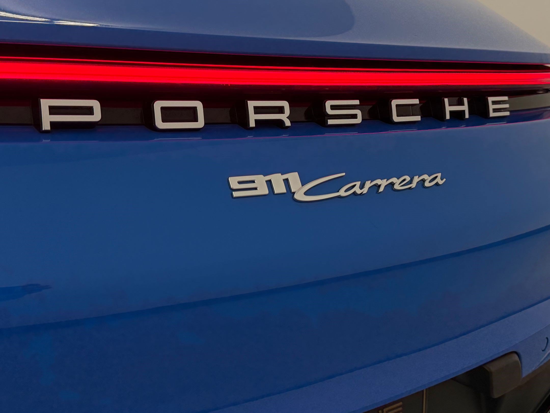 Certified 2022 Porsche 911 Carrera 4 w/ Sport Package AWD/4WD image 31