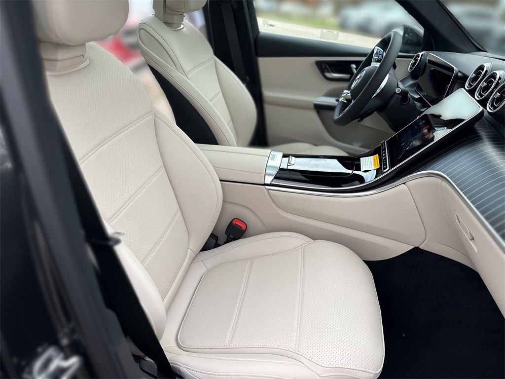 Certified 2026 Mercedes-Benz GLC 300 4MATIC image 24