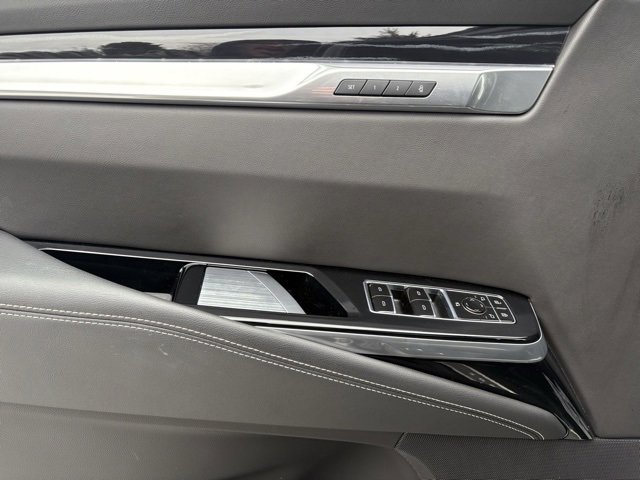 Used 2025 Cadillac Escalade Sport w/ Touring Package image 21