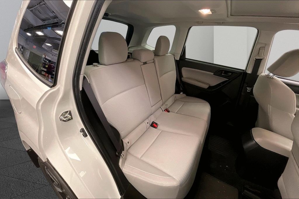 Used 2018 Subaru Forester 2.5i Premium image 18