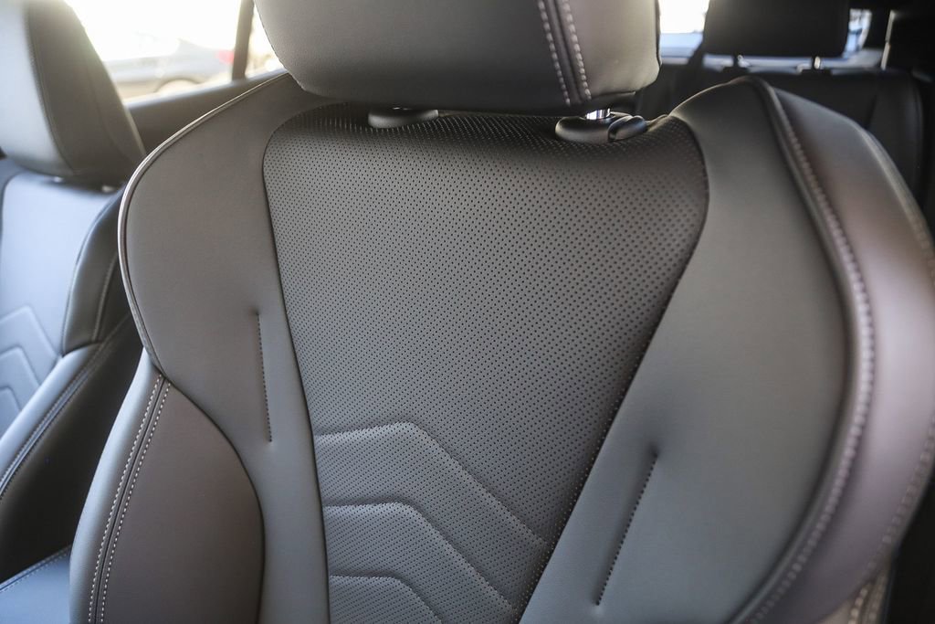 New 2026 BMW X2 xDrive28i w/ Technology Package AWD/4WD image 20