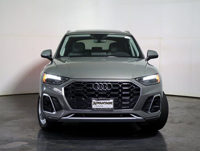 Used 2025 Audi Q5 e Premium Plus w/ Premium Plus Package image 9