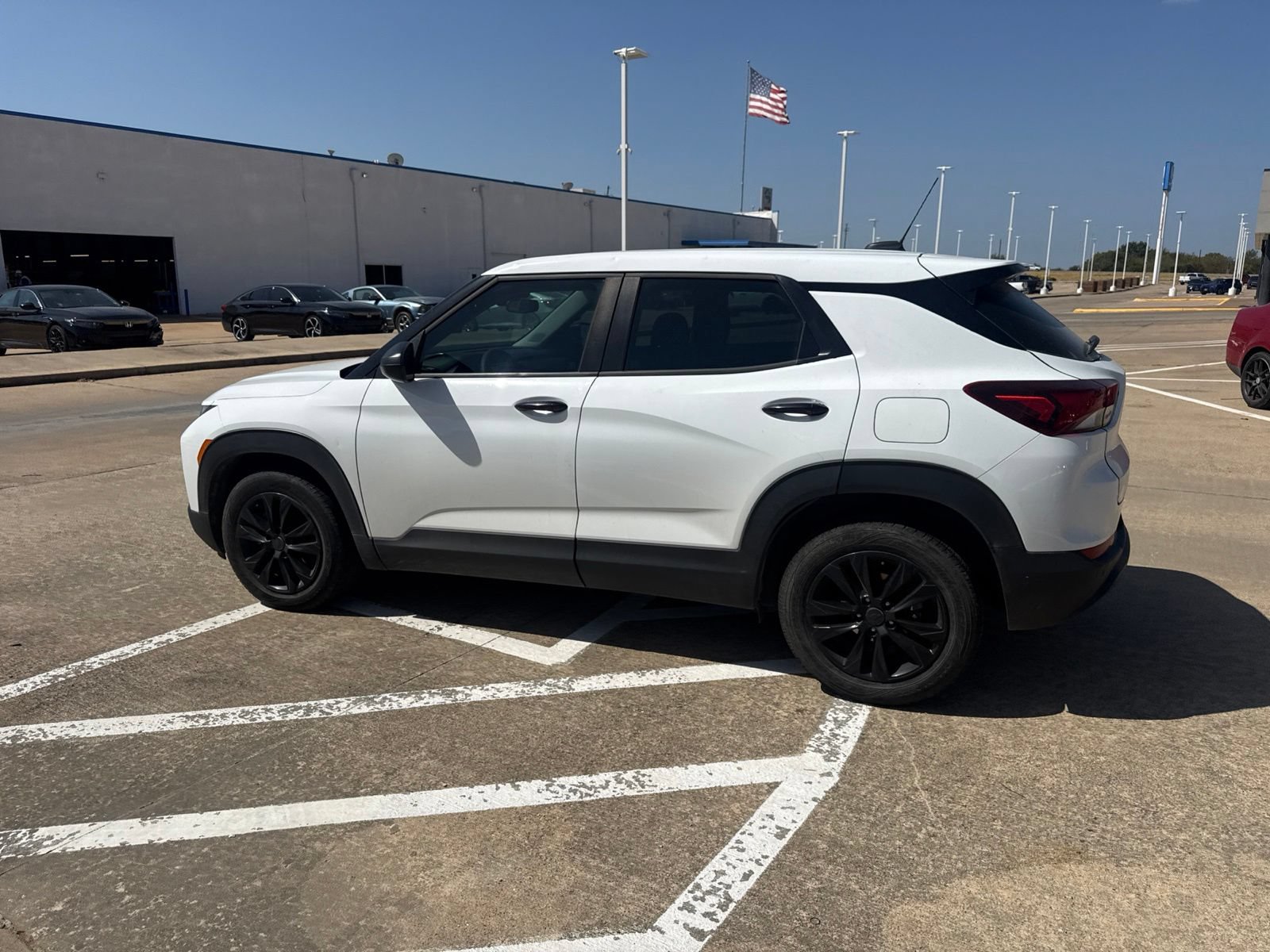 Used 2023 Chevrolet TrailBlazer LS FWD image 7