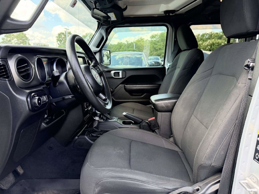 Used 2022 Jeep Wrangler Unlimited Sport AWD/4WD image 15