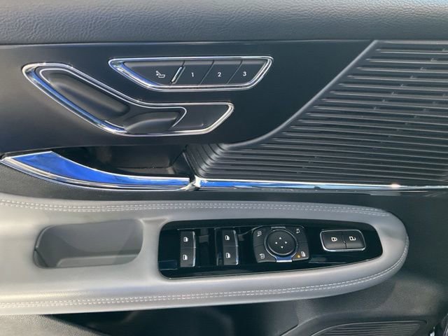 Used 2020 Lincoln Corsair FWD image 5