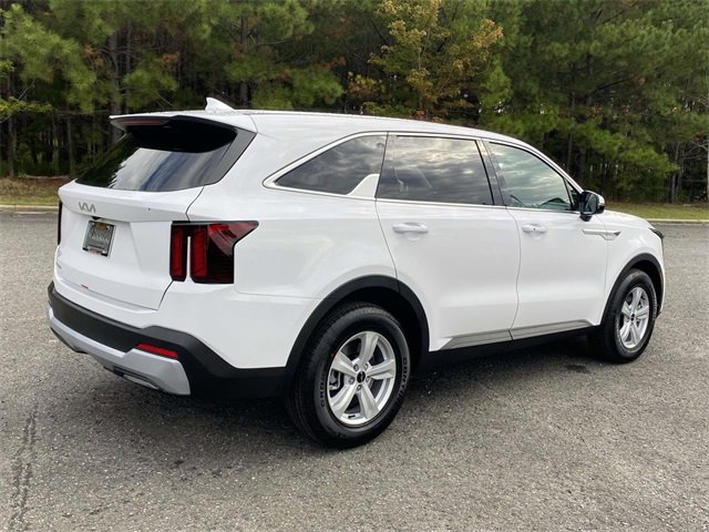 New 2026 Kia Sorento LX image 7