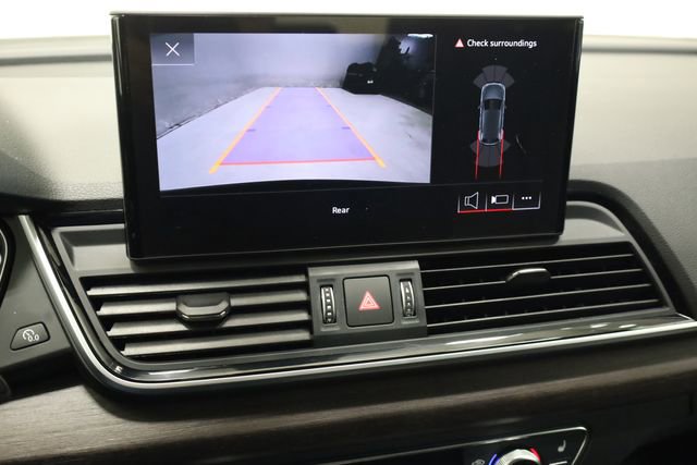 Used 2024 Audi Q5 2.0T Premium w/ Convenience Package image 23