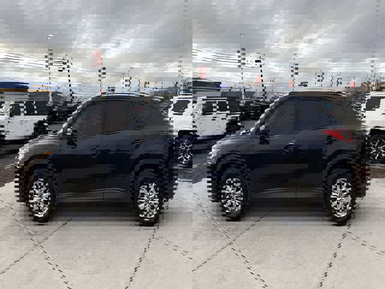 Used 2016 MAZDA CX-5 Touring w/ Bose/Moonroof Package image 2