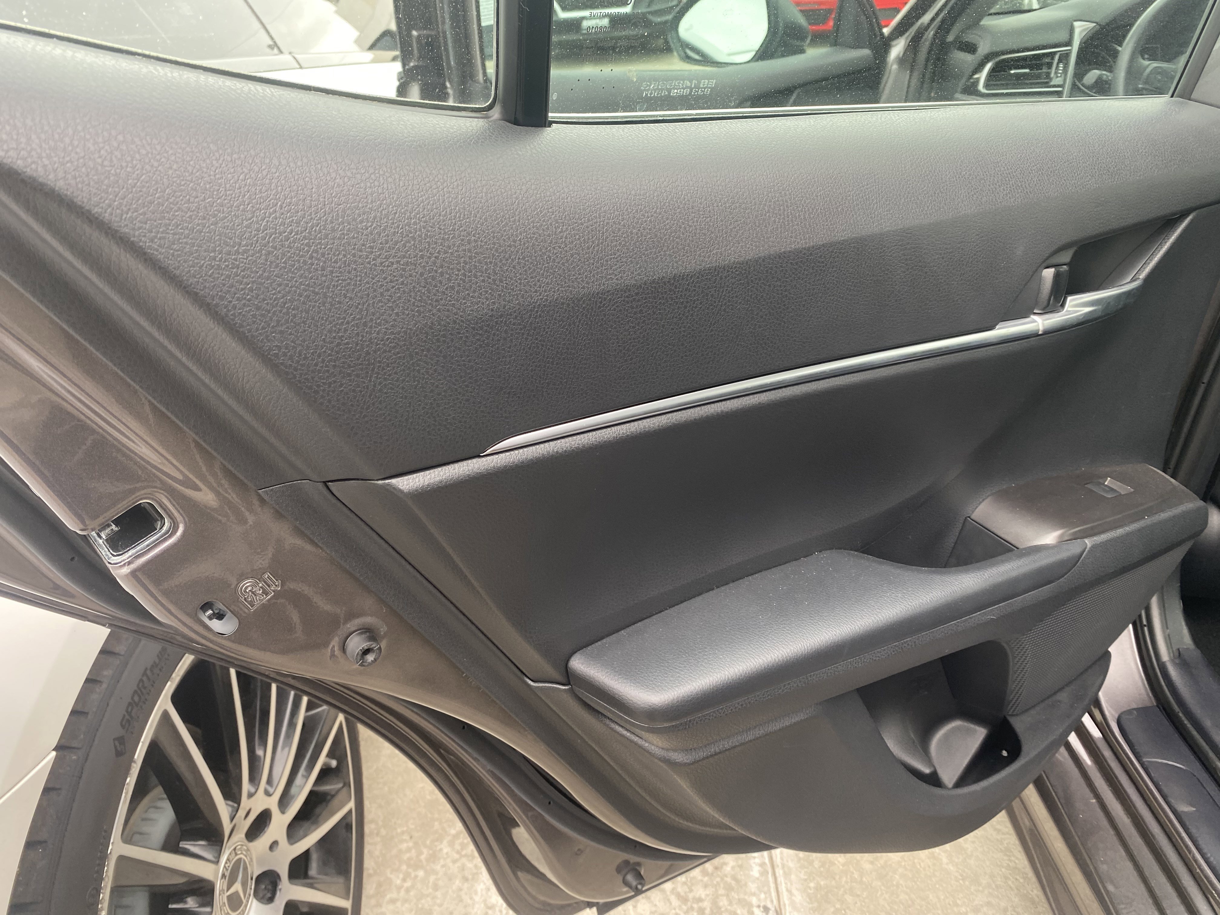 Used 2024 Toyota Camry SE FWD image 14