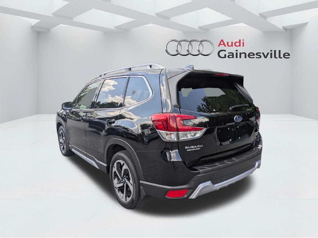 Used 2024 Subaru Forester Touring w/ POP Package 3 AWD/4WD image 7