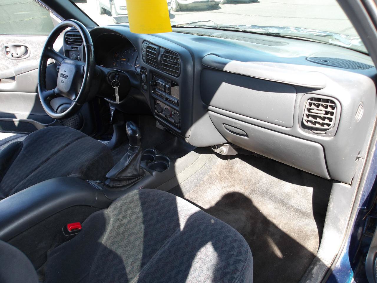 Used 2001 GMC Jimmy SLE AWD/4WD image 13