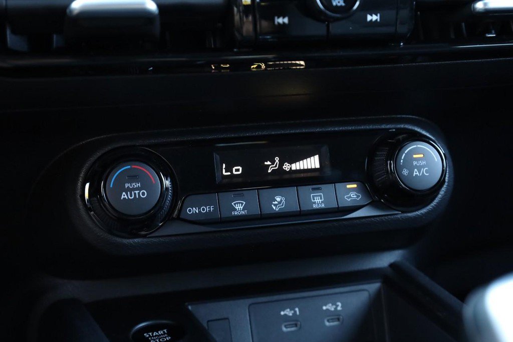 New 2026 Nissan Kicks SV image 14