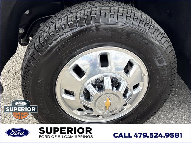 Used 2025 Chevrolet Silverado 3500 LTZ w/ LTZ Convenience Package image 12