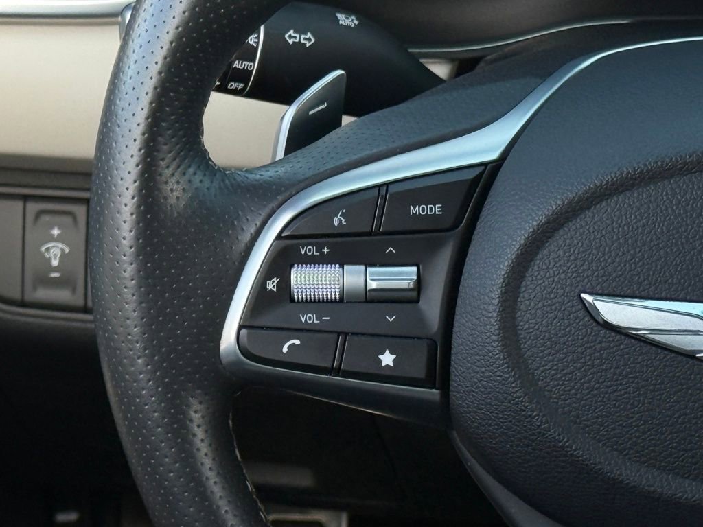 Used 2023 Genesis G70 2.0T w/ Sport Prestige Package image 12