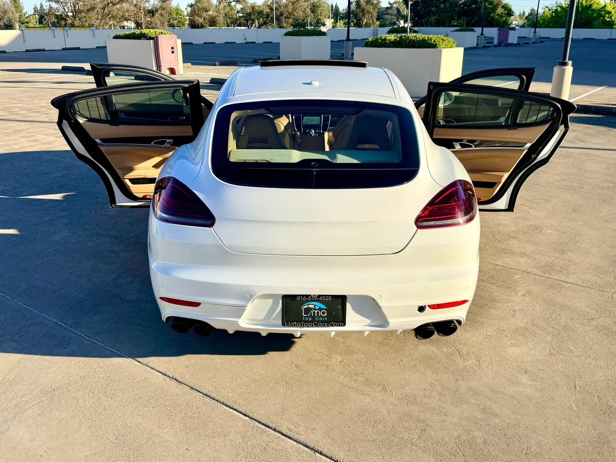 Used 2015 Porsche Panamera GTS AWD/4WD image 81