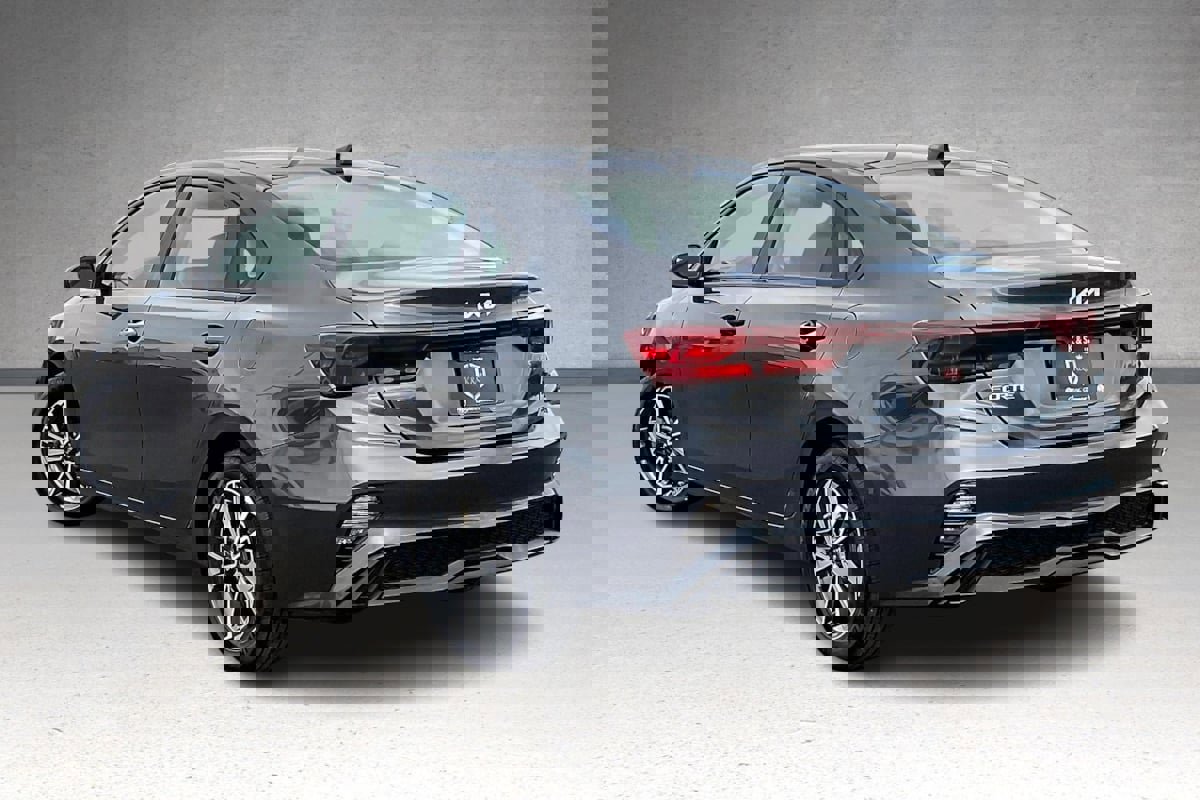 Used 2022 Kia Forte LXS image 30